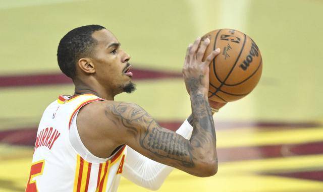 开云体育注册平台穆雷在拜仁比赛中表现优异，重返赛场引发热议！