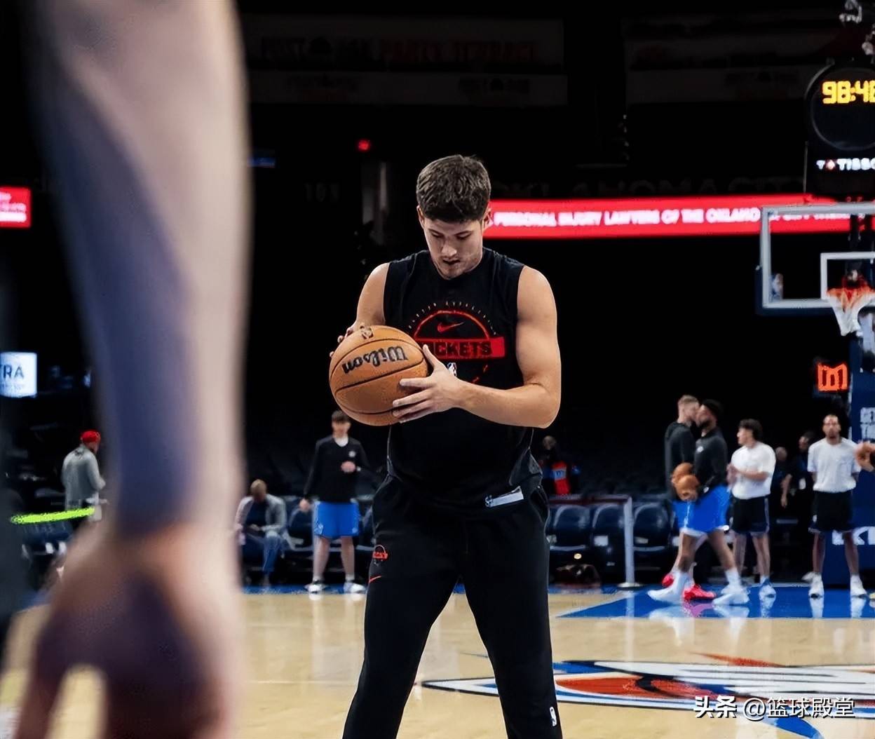 包含菲尼克斯太阳发布备战花絮,冲刺阶段伤情更新,NBA常规赛任务艰巨,临场指挥获称赞的词条 包含菲尼克斯太阳发布备战花絮,冲刺阶段伤情更新,NBA常规赛任务艰巨,临场指挥获称赞的词条