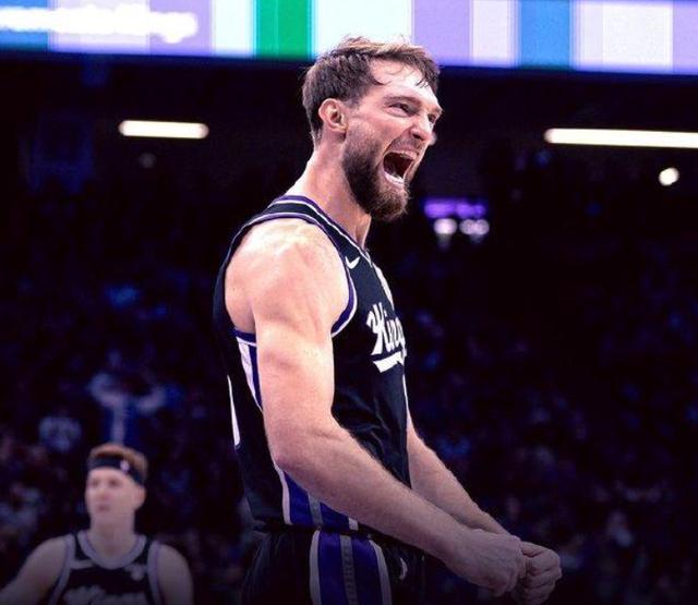 关于窗口期德甲焦点战，萨克拉门托国王止住颓势，气氛紧张，高层口径保持一致的信息